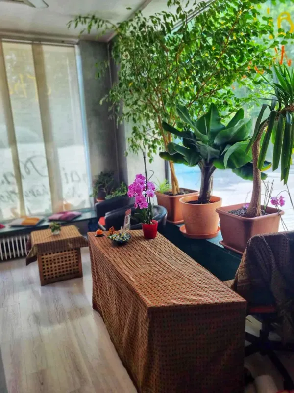 Dekorative Elemente im Thai Massage Studio